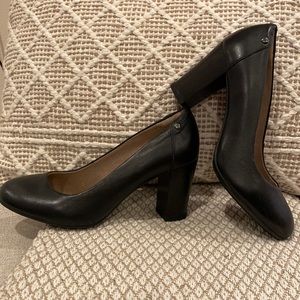 Hush Puppies pump